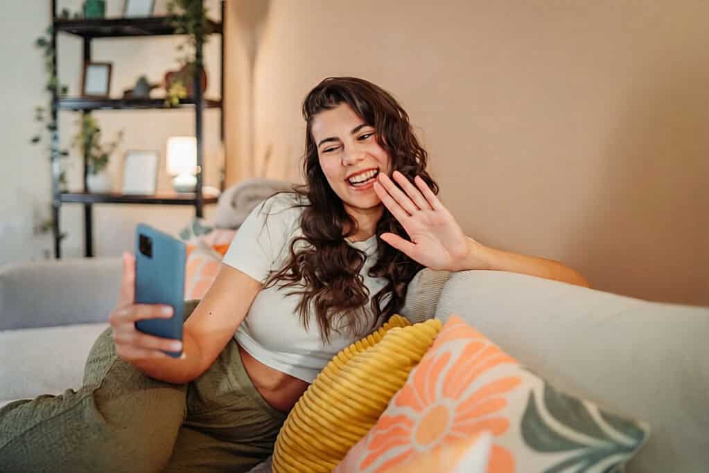 How to keep a long distance relationship alive