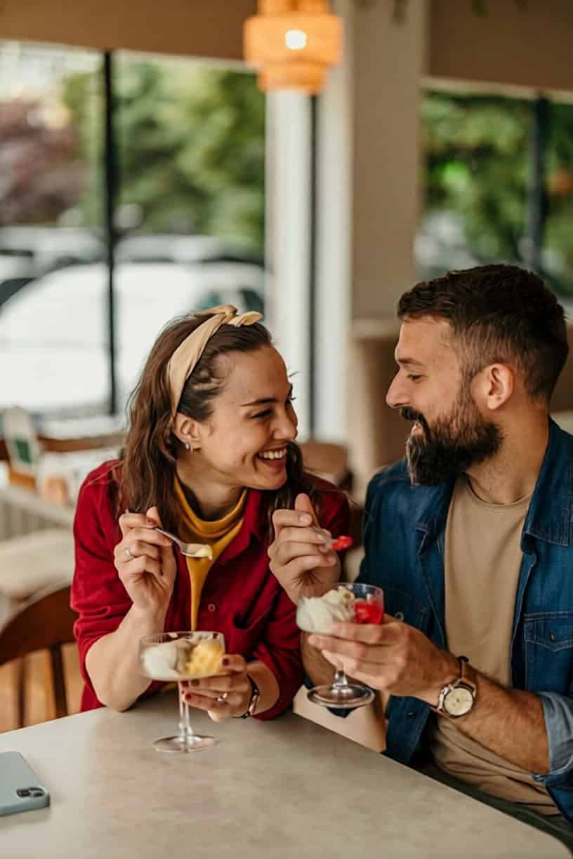 how to get a girl's attention and keep it