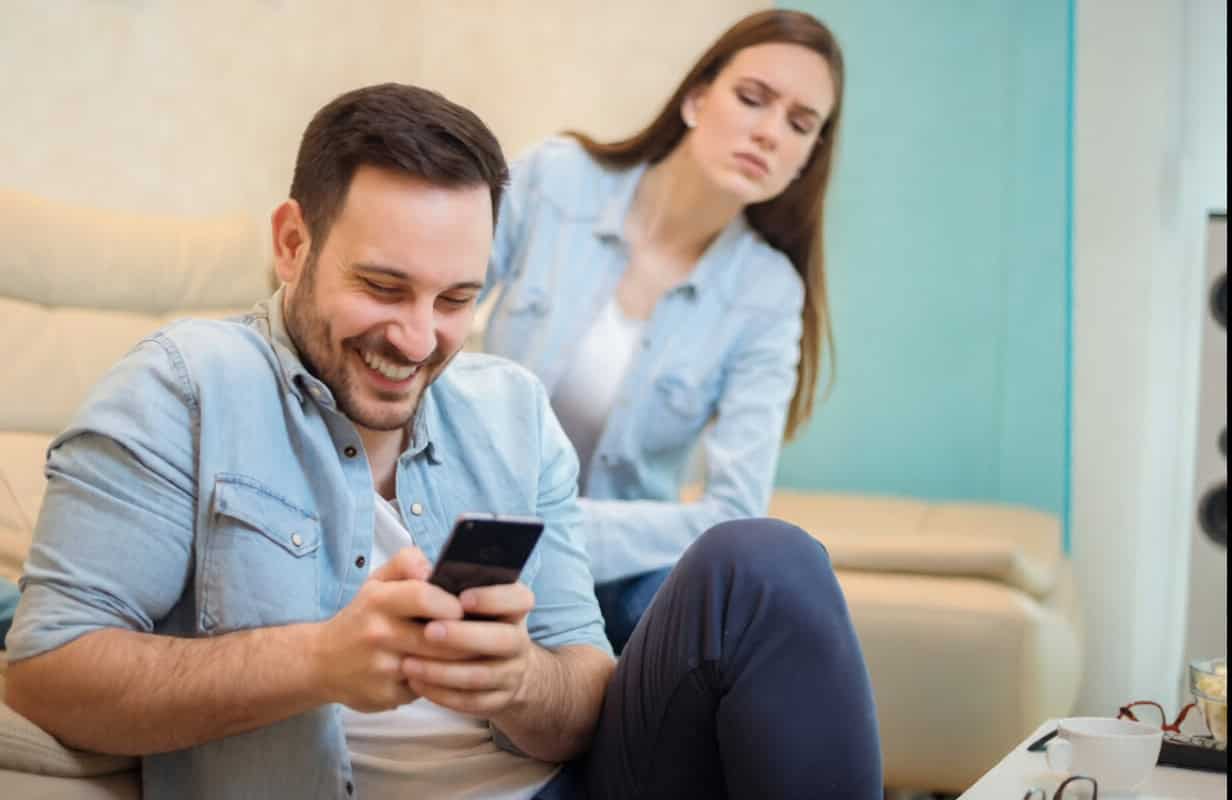 12 Benefits Of Ignoring A Woman In A Relationship