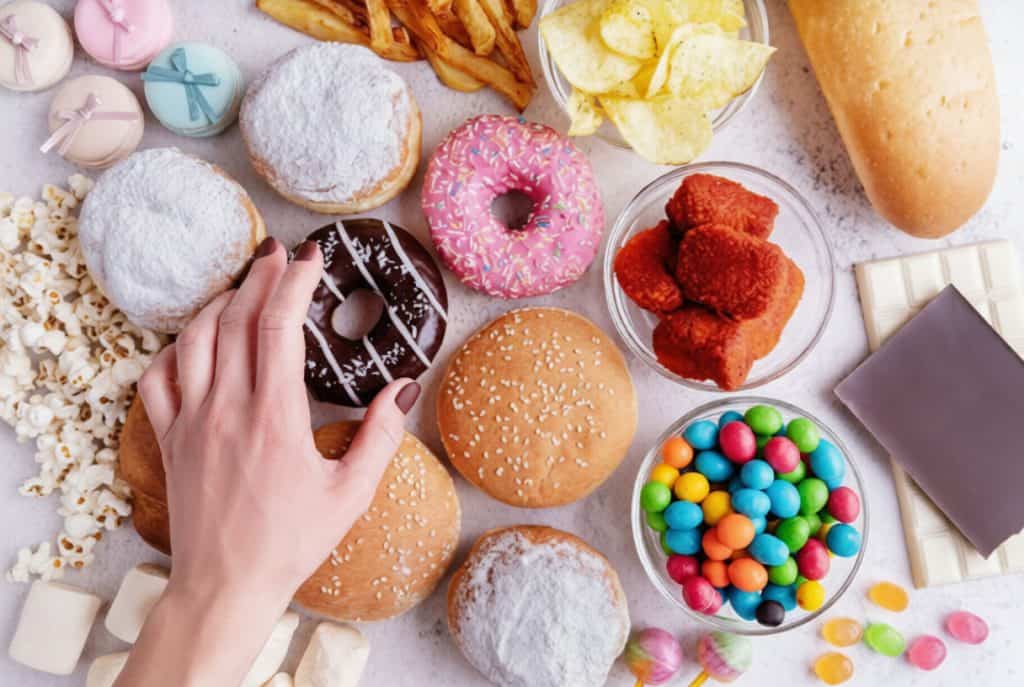 reasons why you get a headache after eating sugar