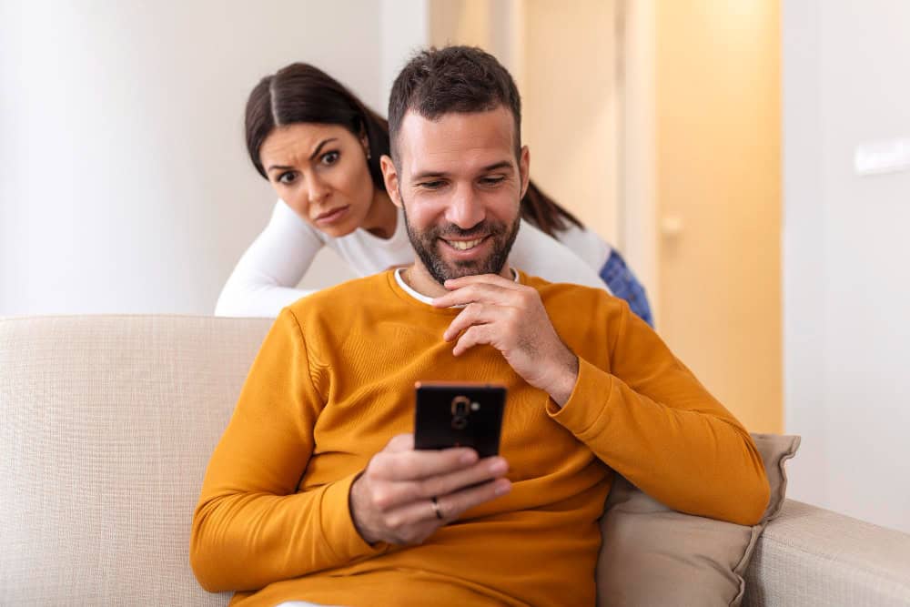 signs he loves his ex more than you