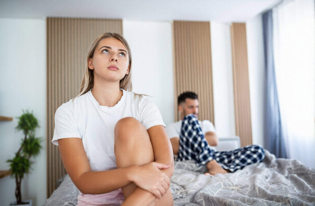 signs a woman is lonely in a relationship