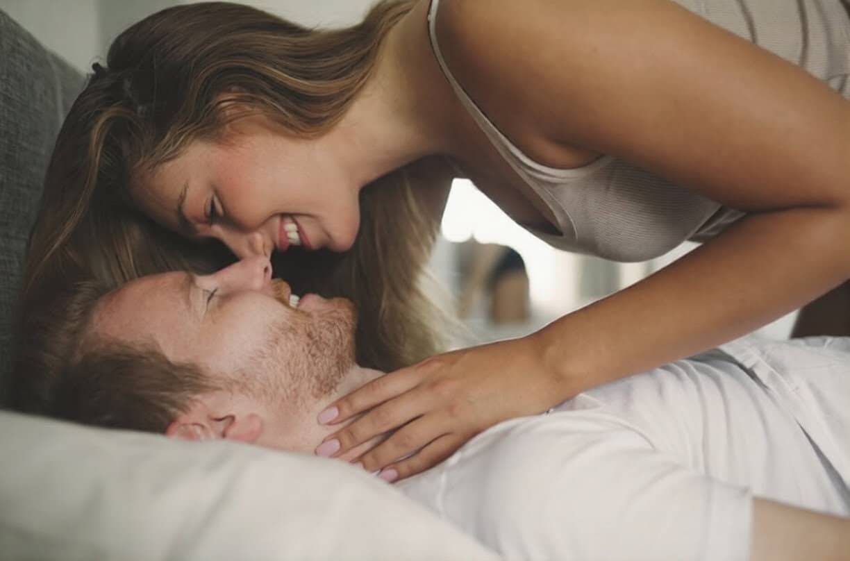 signs a woman is good in bed