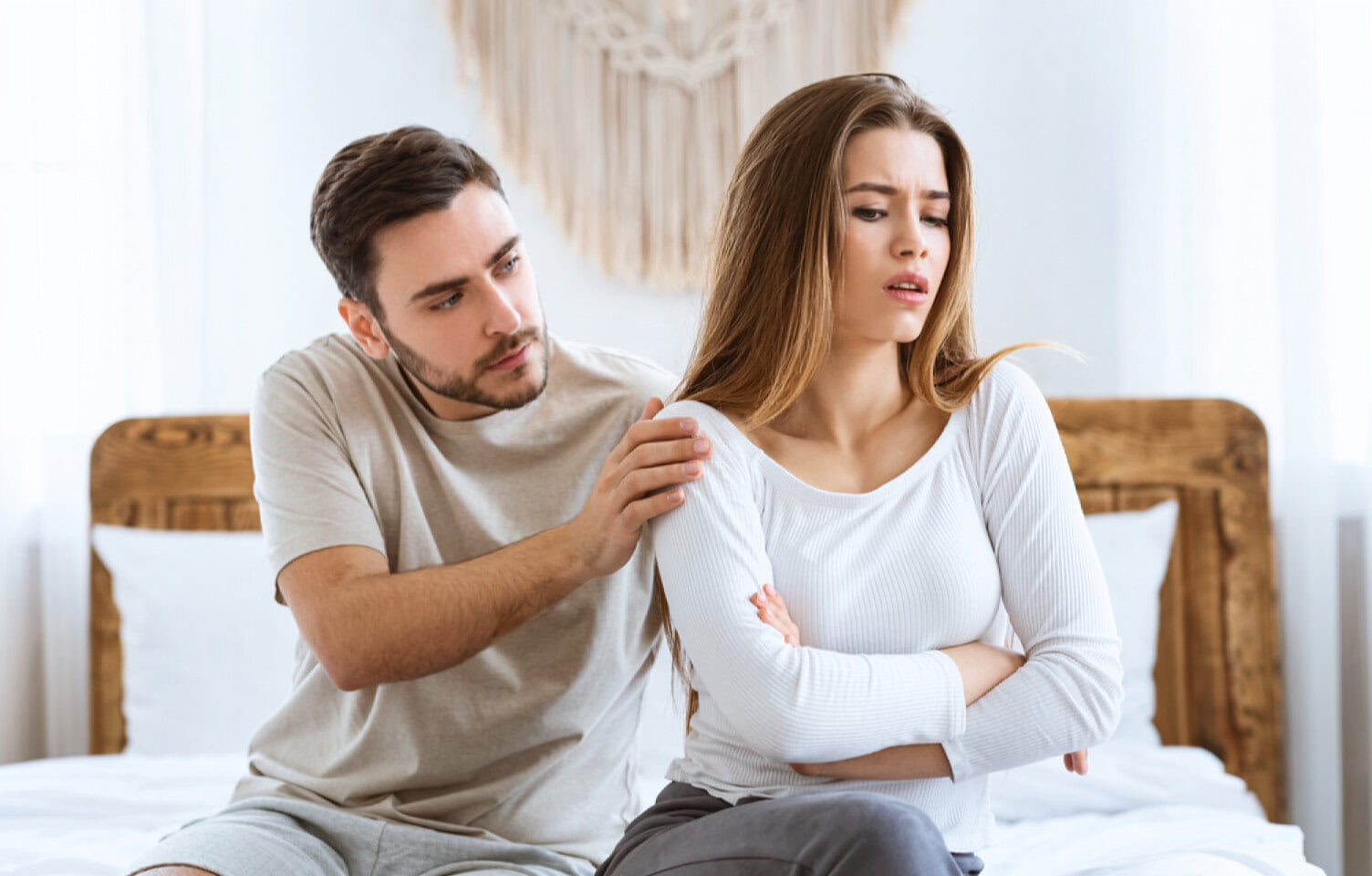 signs you're emotionally unavailable