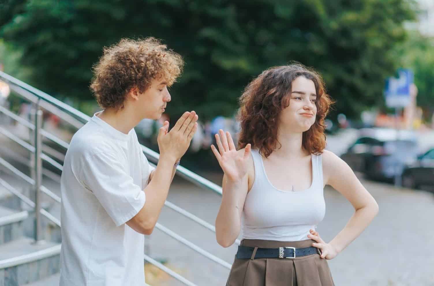 signs you're doing too much for a woman