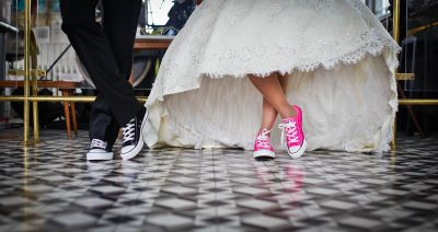 How to minimize wedding costs