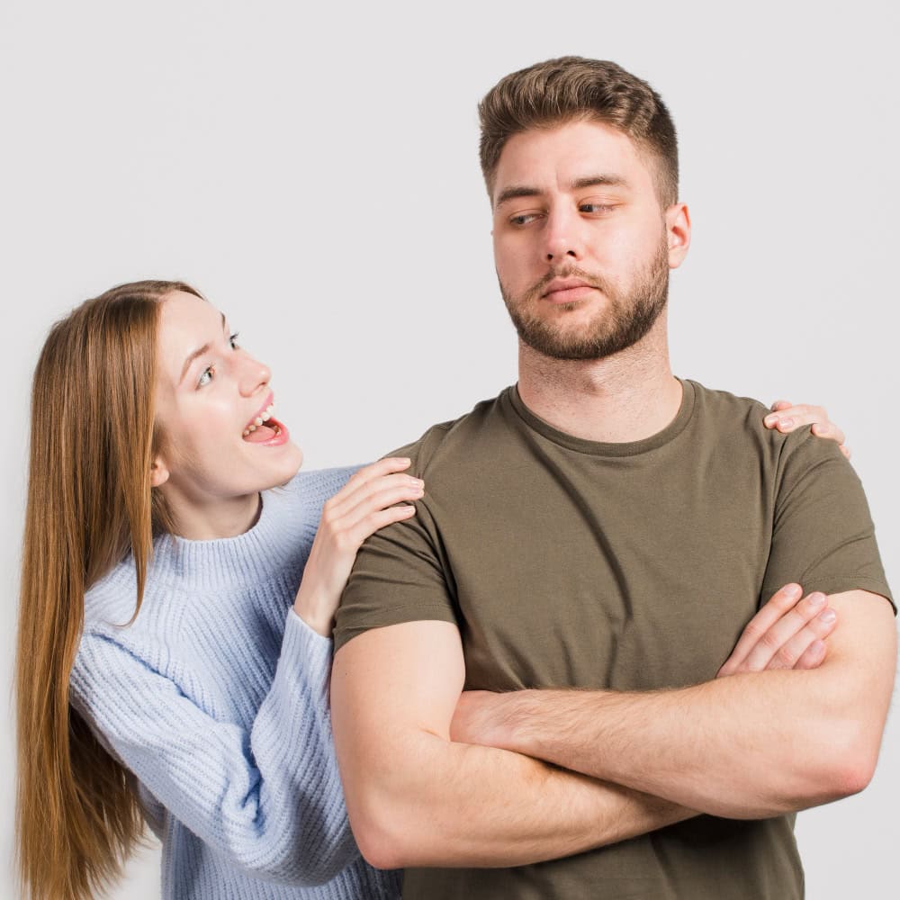 signs a man is faking his love for you