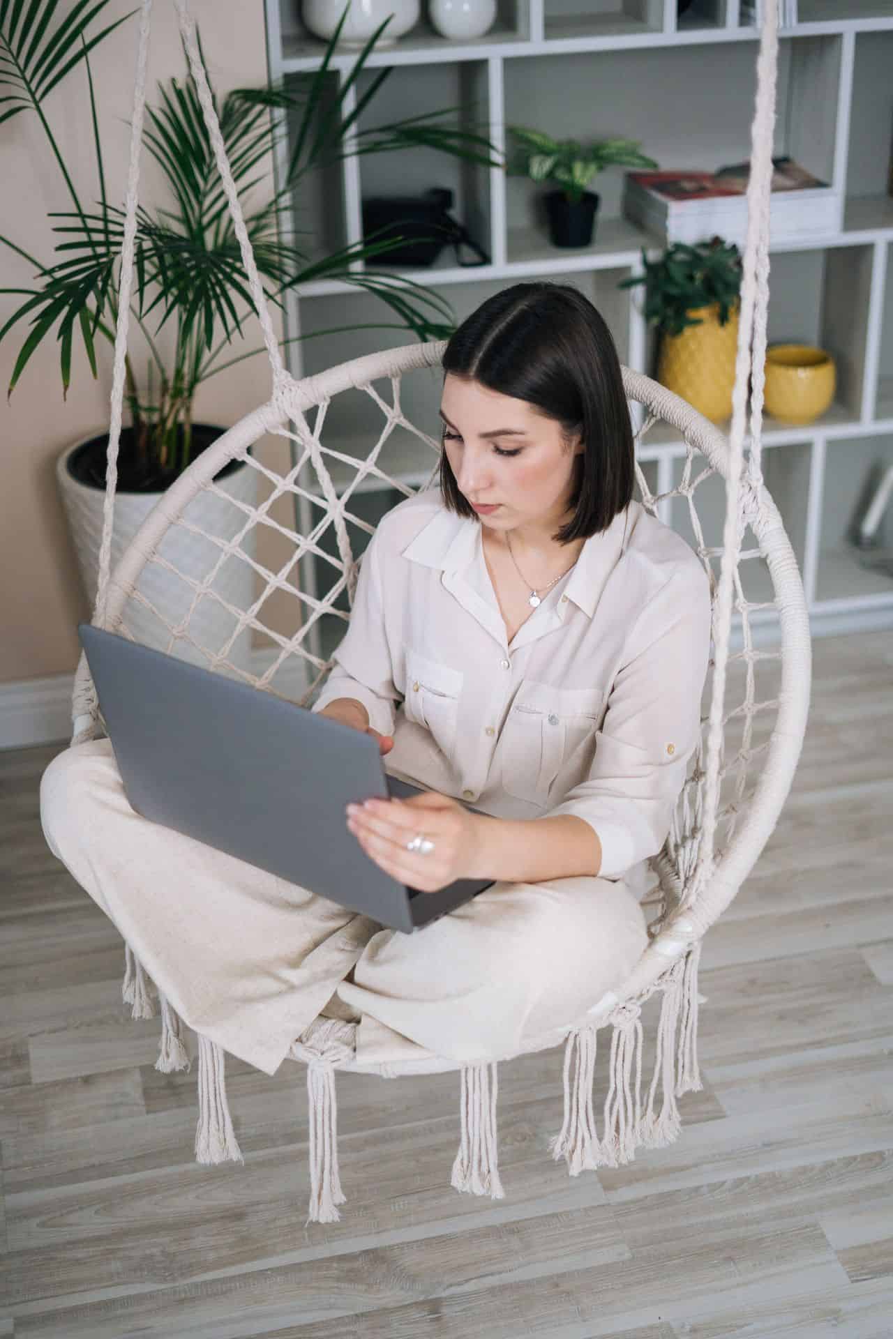 legit websites that pay you to talk to people