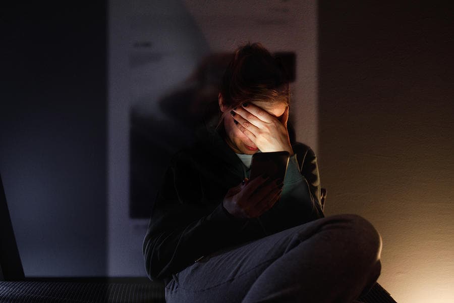 how to stop missing someone who doesn't miss you
