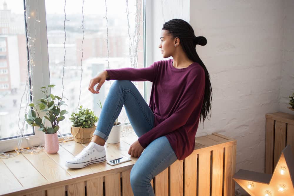 signs a woman is addicted to you