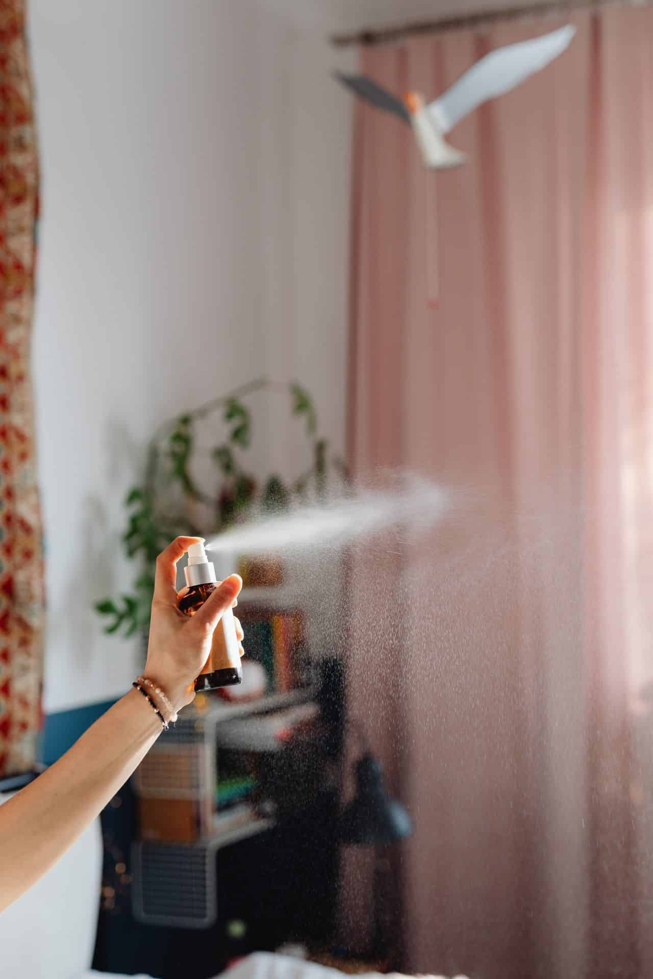 how to make your apartment smell good without candles