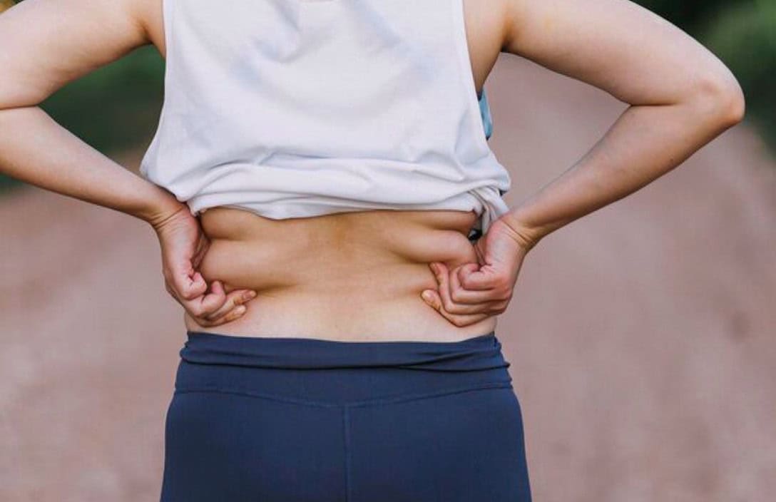 How to get rid of love handles