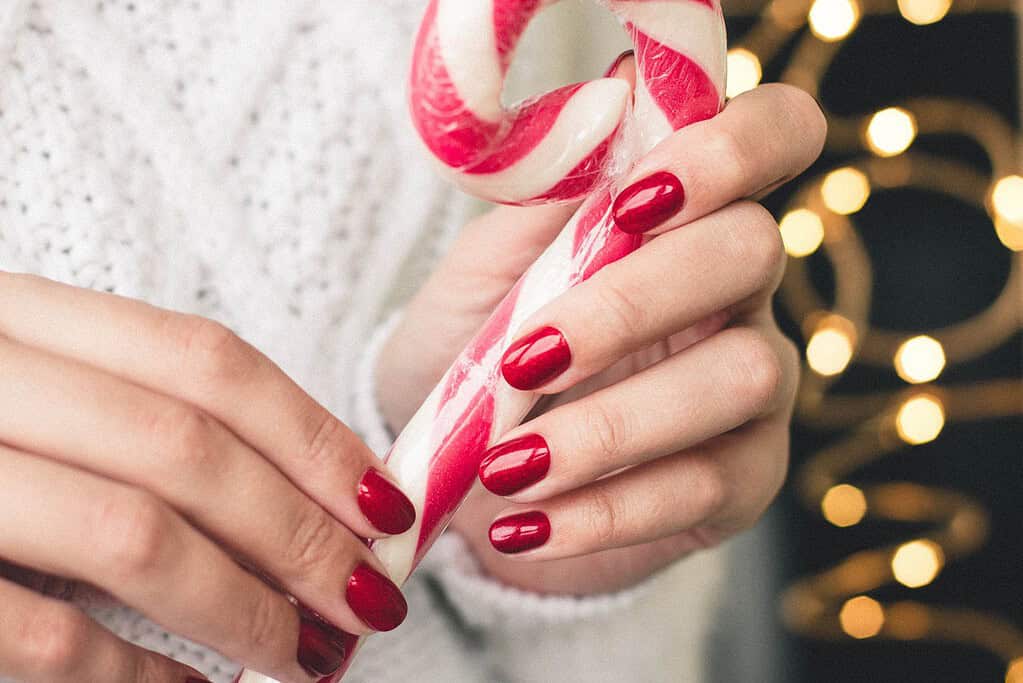 aesthetic Christmas nails