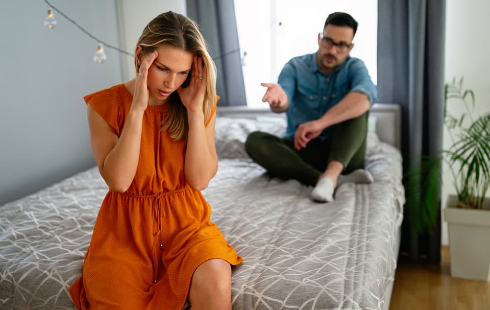 signs you're forcing yourself to love someone