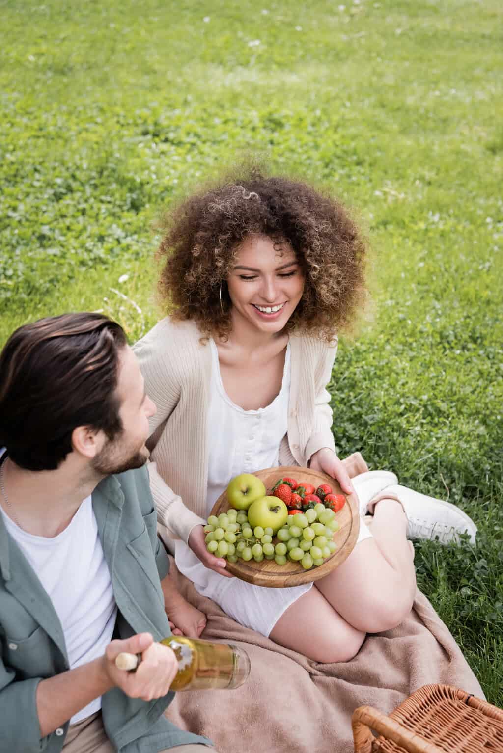 How to make a man chase you