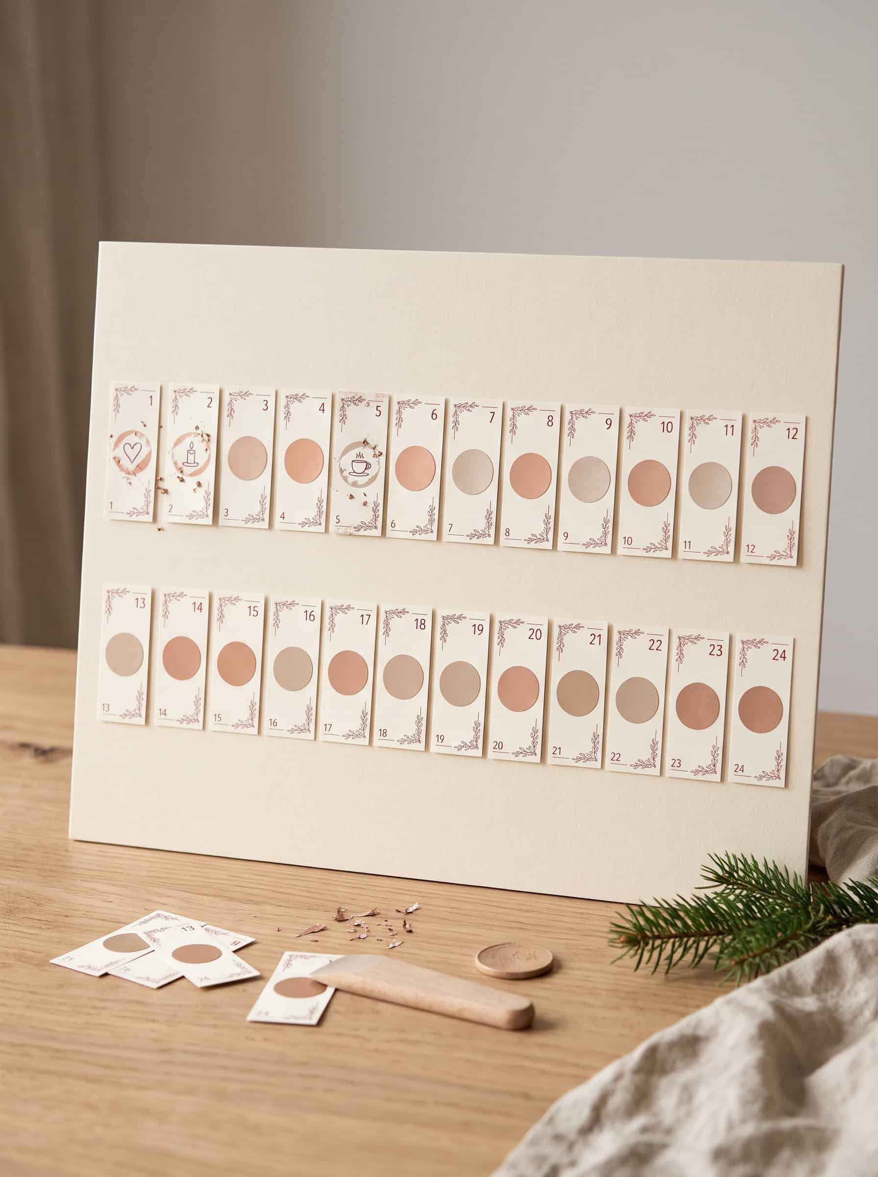Scratch-Off Couple Challenge Calendar