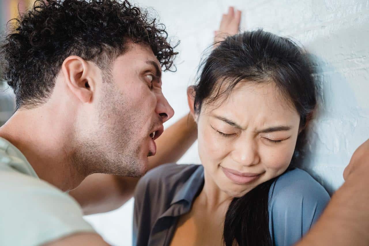 how to communicate effectively with a narcissist