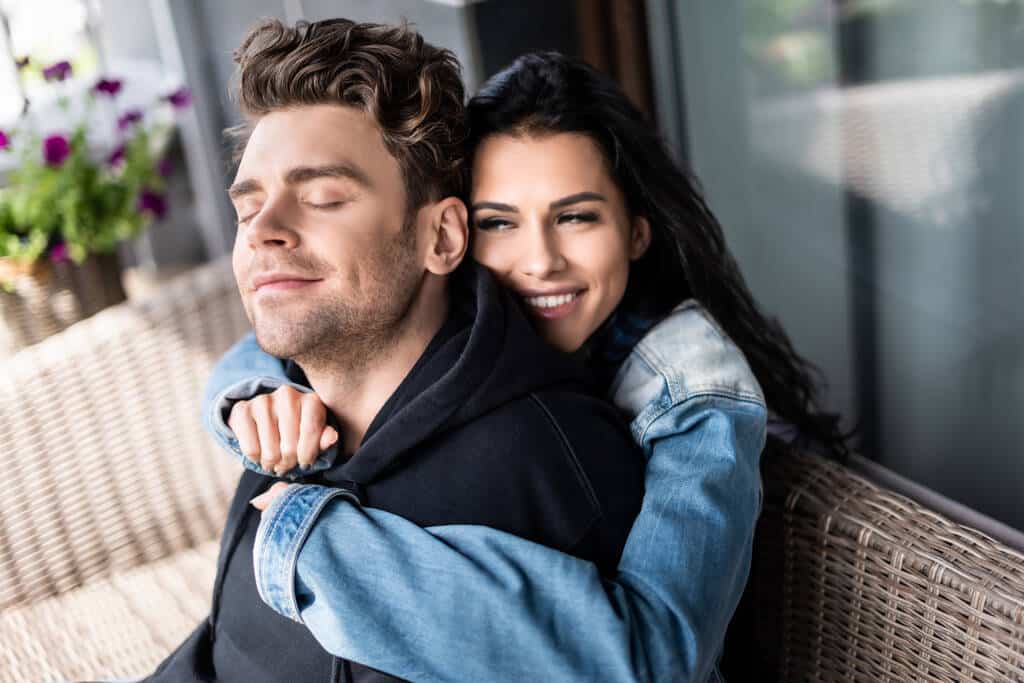 things that make men stay faithful in a relationship