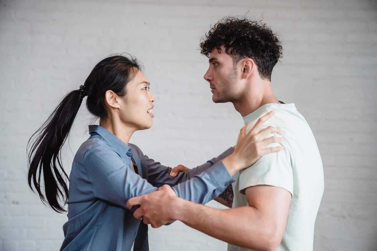 how to communicate effectively with a narcissist
